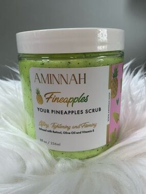 Aminnah Fineapples Body Scrub 8oz / 236ml NEW MSRP $30
